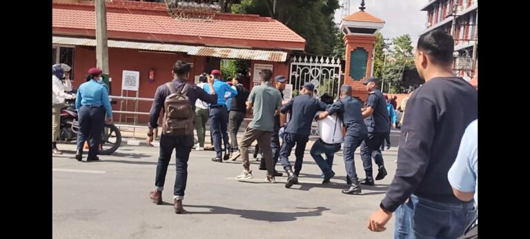 निषेधित क्षेत्रमा प्रदर्शन गरेको आरोपमा चार जना पक्राउ