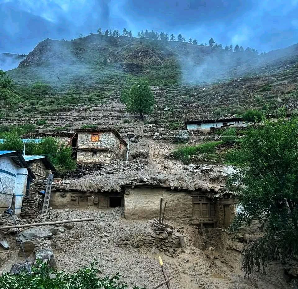 डोल्पाको रिवा गाउँमा पहिरोले ५३ घरमा क्षति