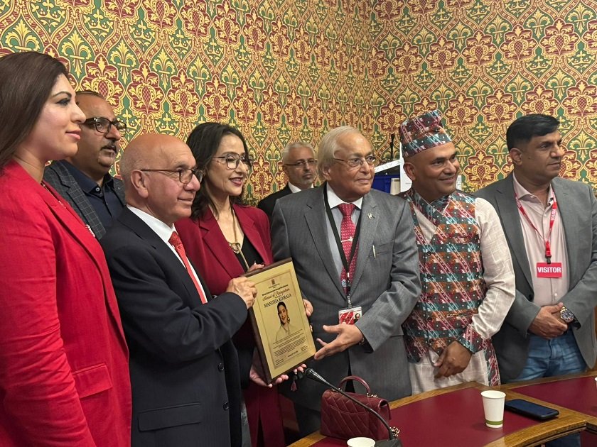 बेलायतमा अभिनेत्री कोइरालालाई सम्मान
