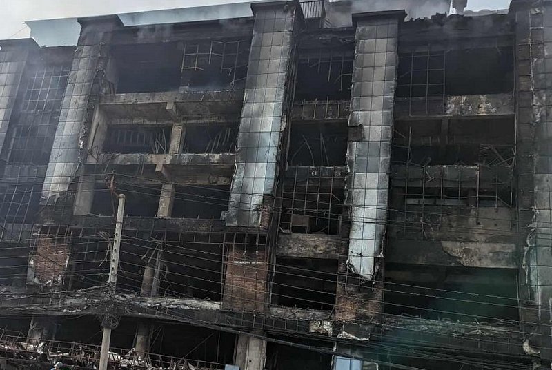 बौद्धको भाटभटेनी सुपरस्टोरमा जलेका ६ वटा शव फेला