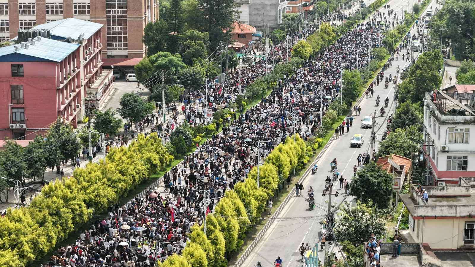 माइतीघर–बानेश्वर सडकमा जेन–जी पुस्ताको प्रदर्शन
