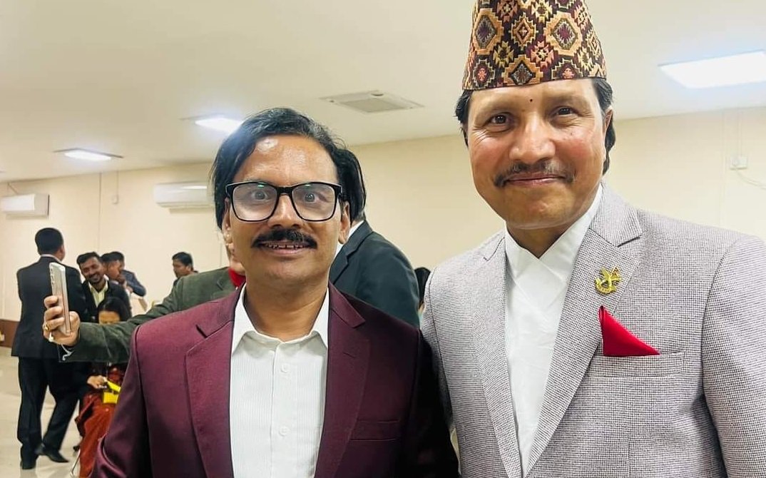 'माग्ने बुढा'ले दीपकराज गिरिसँग किन माफी मागे ?