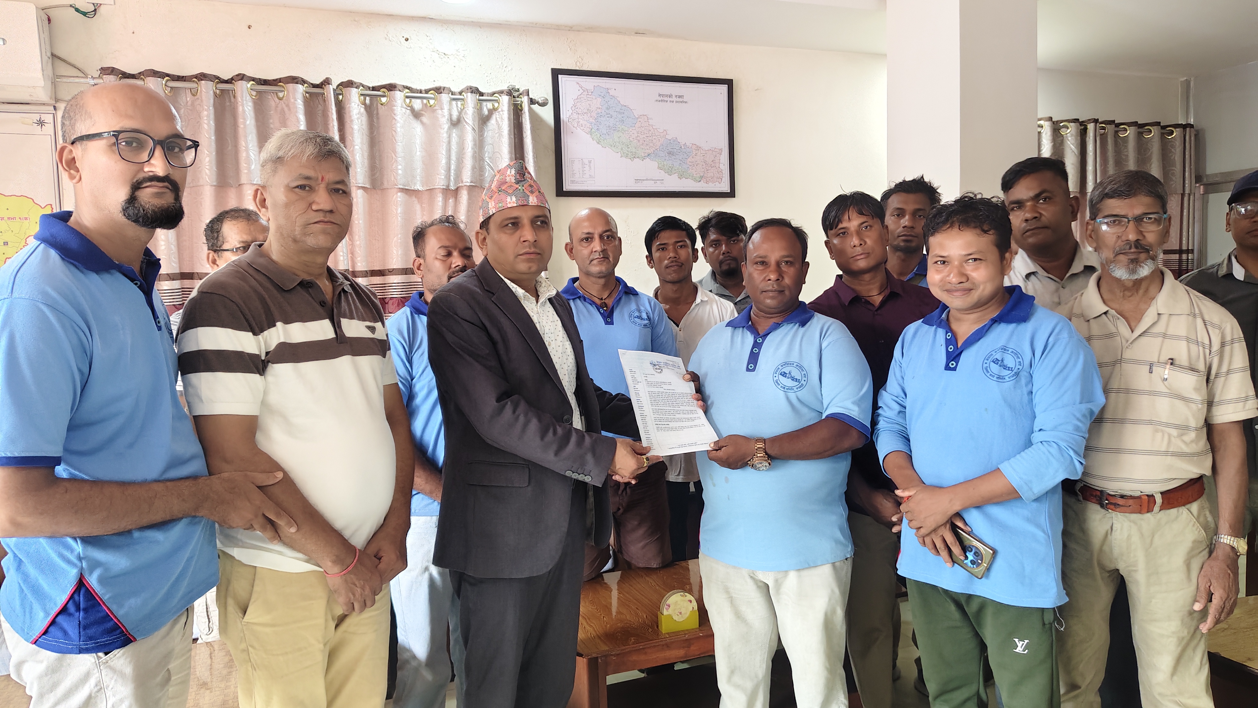 इम्बोस्ड नम्बर प्लेट विरुद्ध नेपाल कमर्शियल आर्टिष्ट संघ रुपन्देही