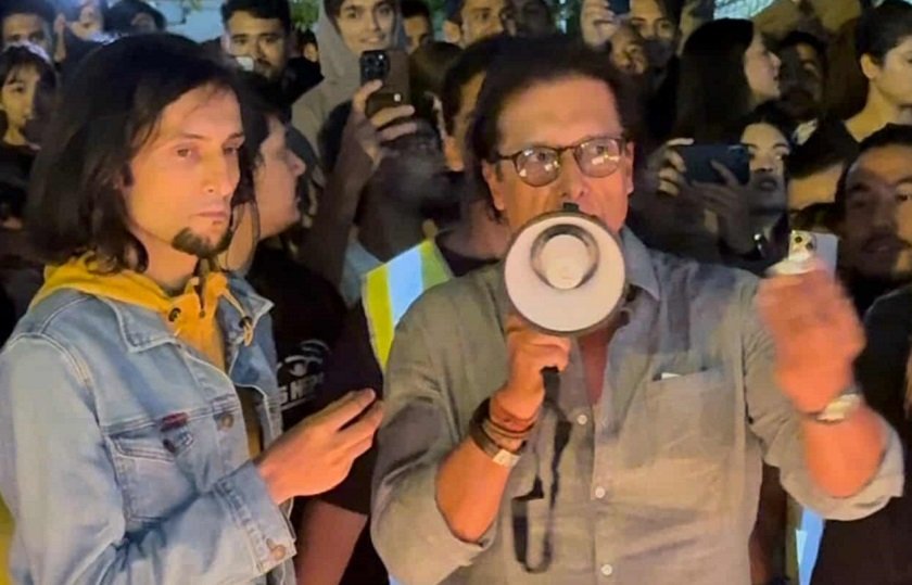 अस्ट्रेलियामा जेनजीलाई संयमित बन्न आग्रह गर्दै महानायक राजेश हमाल