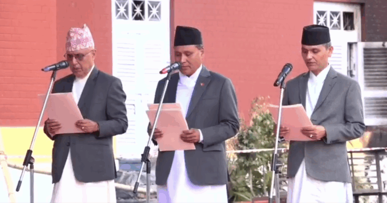नवगठित मन्त्रिमण्डलका तीन मन्त्रीले लिए शपथ, रामेश्वर, कुलमान र ओमप्रकाश बने मन्त्री