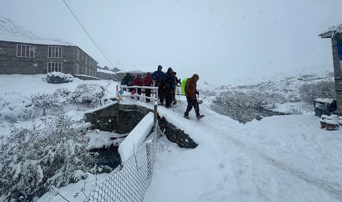 मुस्ताङमा भारी हिमपात मुस्ताङमा भारी हिमपात