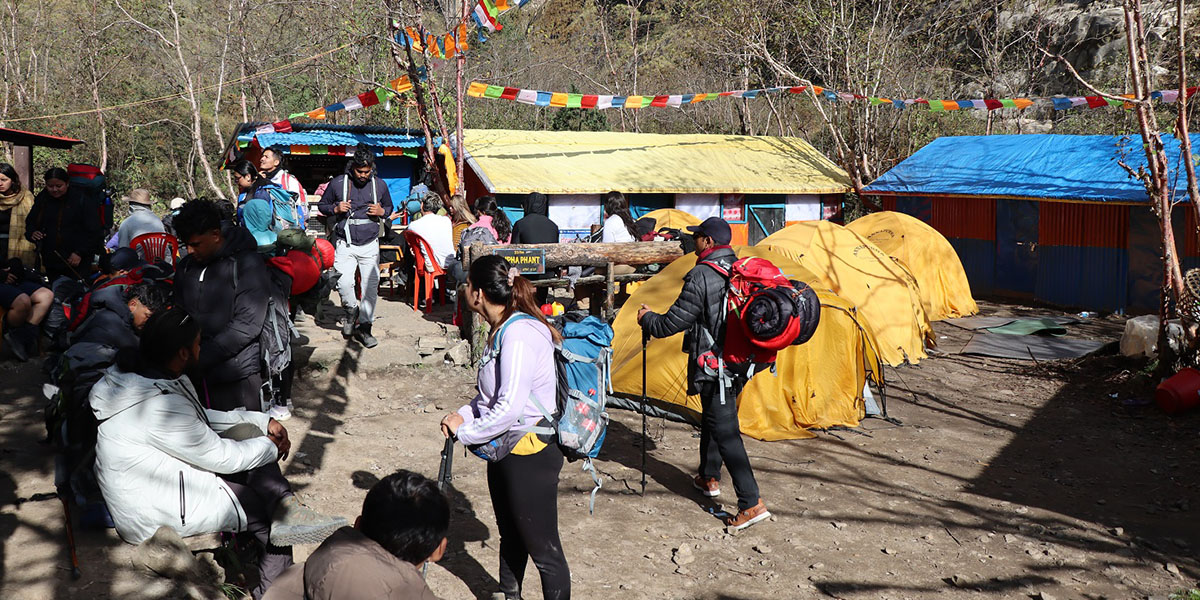 हिमपातको जोखिमः आगामी कात्तिक १४ सम्म अन्नपूर्ण बेसक्याम्प जान रोक  हिमपातको जोखिमः आगामी कात्तिक १४ सम्म अन्नपूर्ण बेसक्याम्प जान रोक