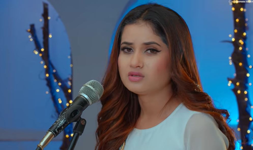 एलिनाको ‘धोका माथि धोका’ रिलिज एलिनाको ‘धोका माथि धोका’ रिलिज