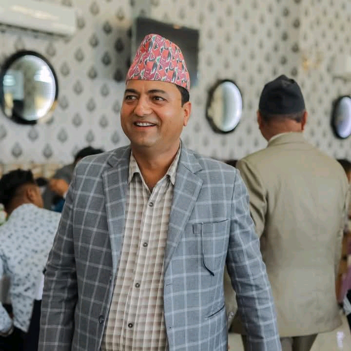 फरार वडाअध्यक्ष थापा पक्राउ