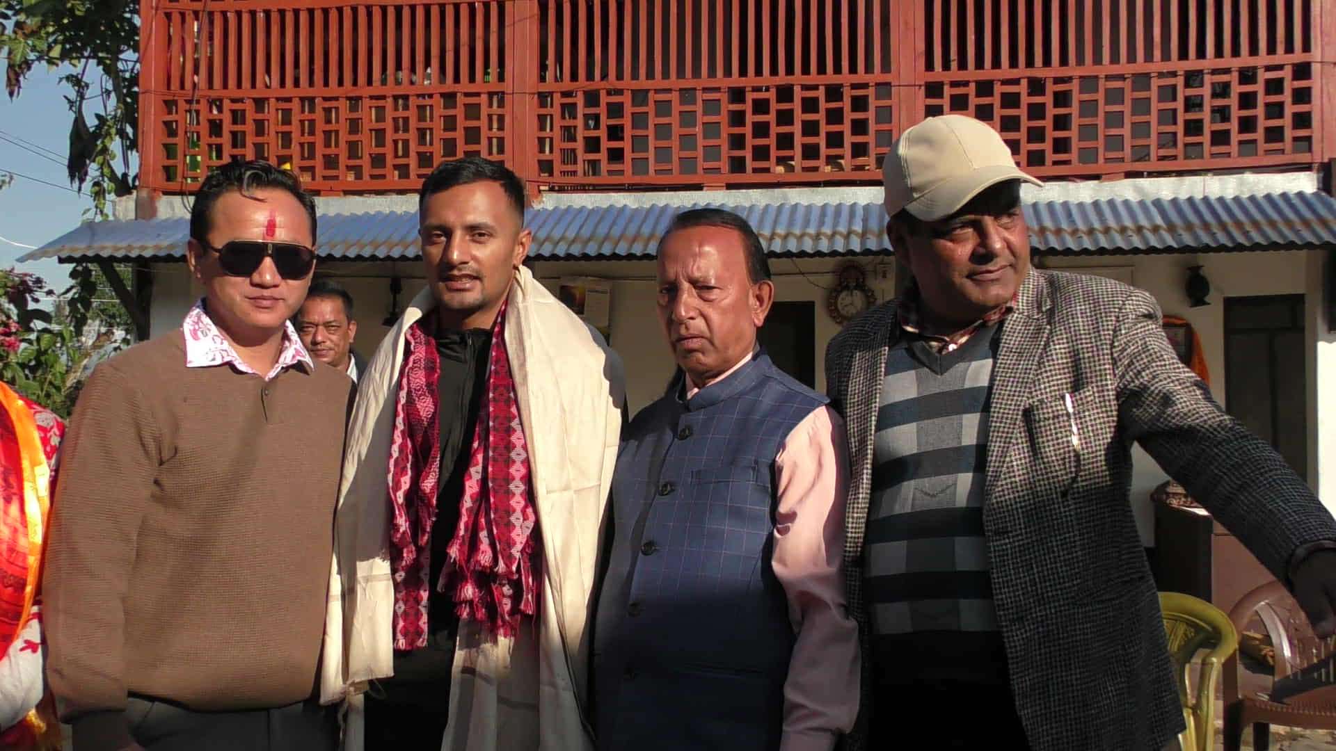 सगरमाथा आरोही किरण पि.सीलाई तरुण अध्यक्ष गुरुङद्वारा सम्मान सगरमाथा आरोही किरण पि.सीलाई तरुण अध्यक्ष गुरुङद्वारा सम्मान