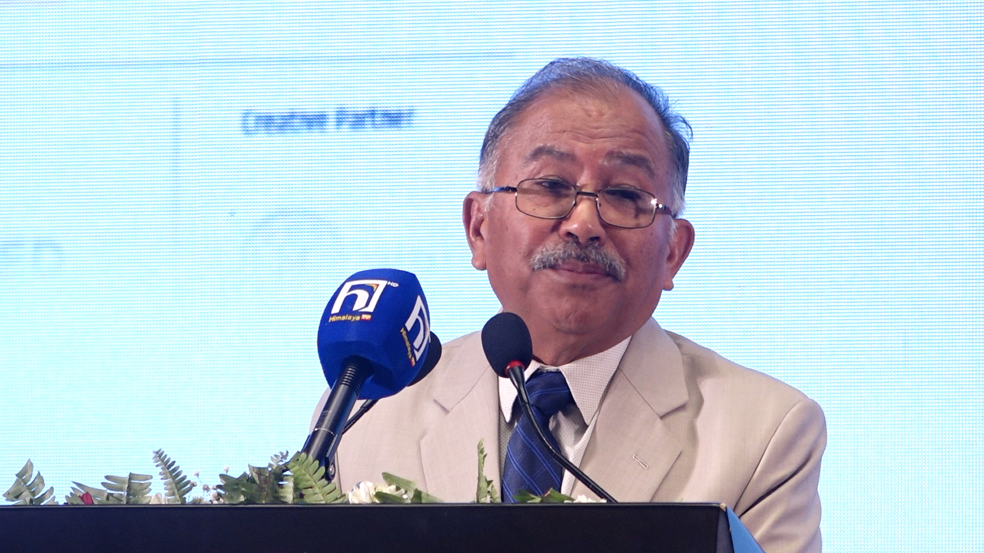 बारम्बार आन्दोलन र संक्रमणकालीन अवस्था मुलुकको स्थिरतामा बाधक : पूर्वप्रधान न्यायाधीश श्रेष्ठ बारम्बार आन्दोलन र संक्रमणकालीन अवस्था मुलुकको स्थिरतामा बाधक : पूर्वप्रधान न्यायाधीश श्रेष्ठ