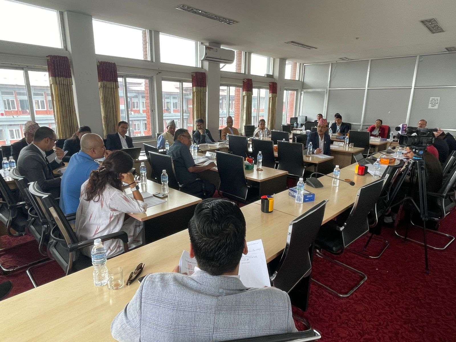 विधायन व्यवस्थापन समितिको बैठक बस्दै 