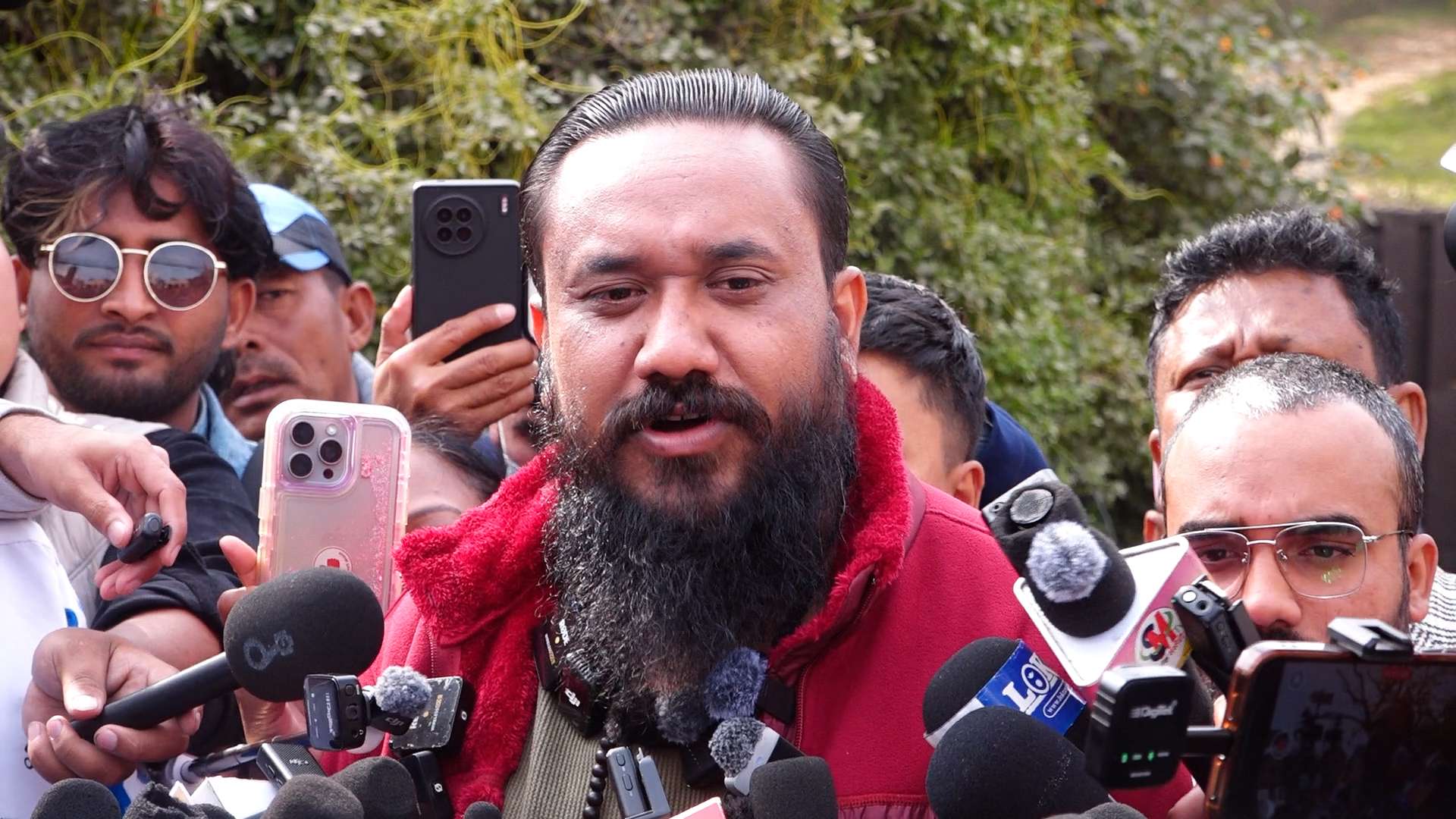 गगन थापामाथि छानविन गर्न खगेन्द्र सुनारको माग गगन थापामाथि छानविन गर्न खगेन्द्र सुनारको माग