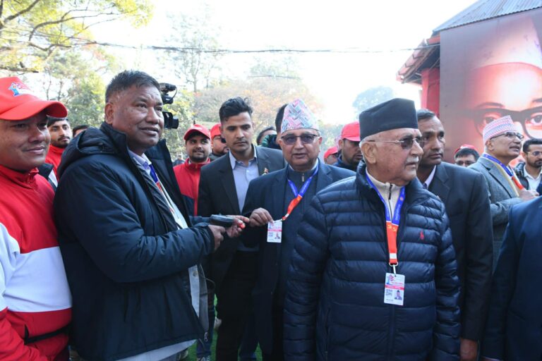 केपी ओली लगातार तेस्रोपटक एमालेको अध्यक्षमा निर्वाचित केपी ओली लगातार तेस्रोपटक एमालेको अध्यक्षमा निर्वाचित