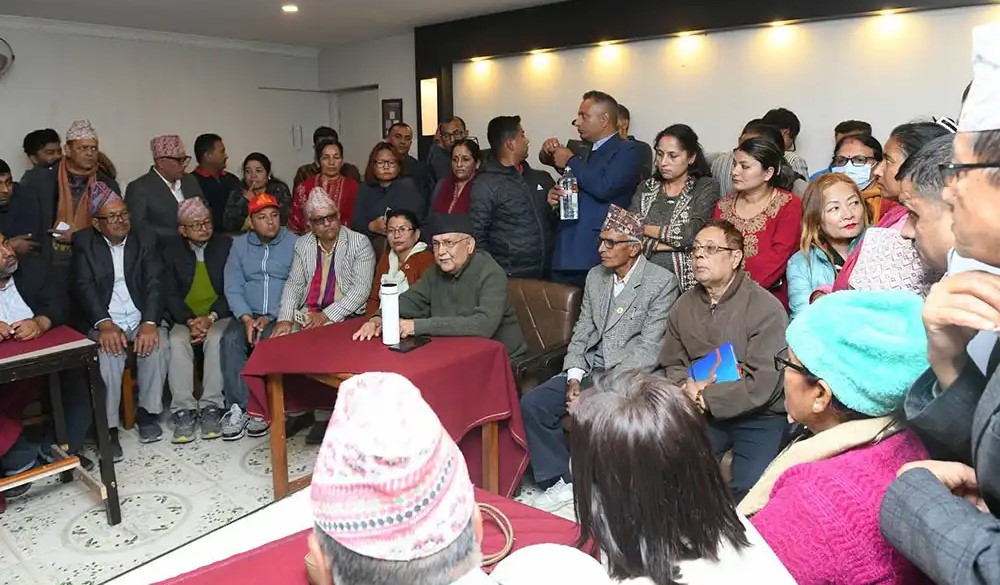 झापा–५ बन्यो चुनावी रणभूमि, ओली सक्रिय, बालेन आक्रामक