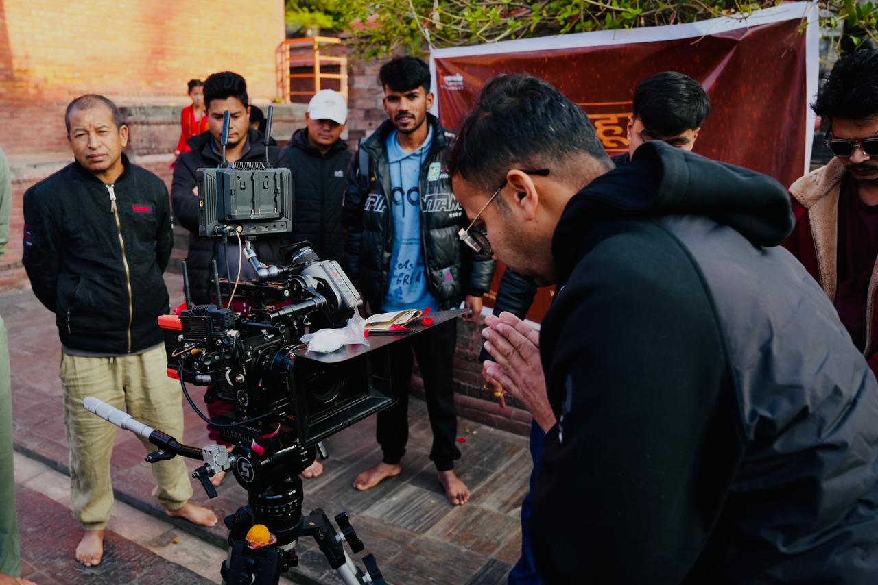 हरि लम्सालको निर्देशनमा चलचित्र ‘बा : एक योद्धा’ बन्ने, पशुपतिनाथमा गरियो शुभ मुहूर्त