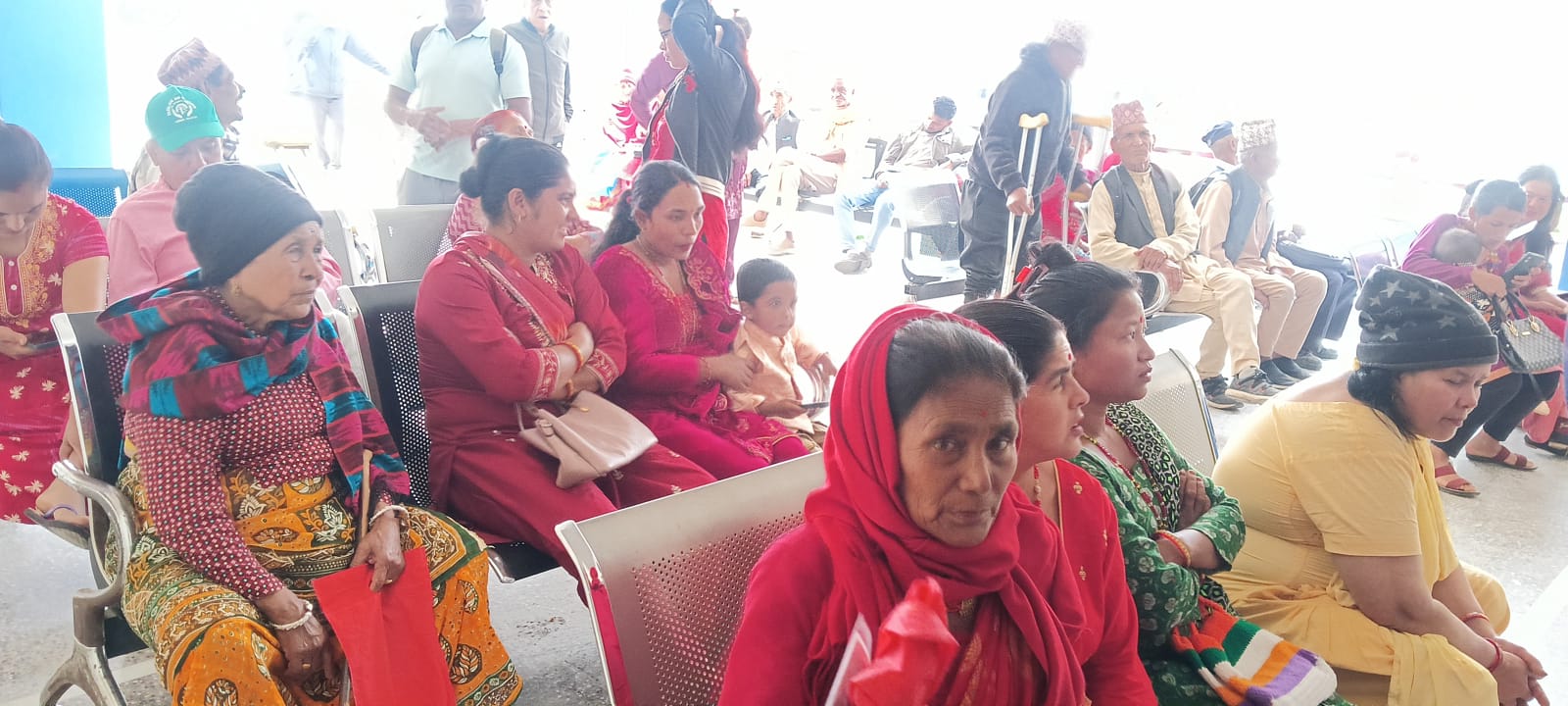 मन्थली नगर अस्पतालमा बिरामीको चाप बढ्दो, जनशक्ति अभावका कारण दैनिक लामो लाइन