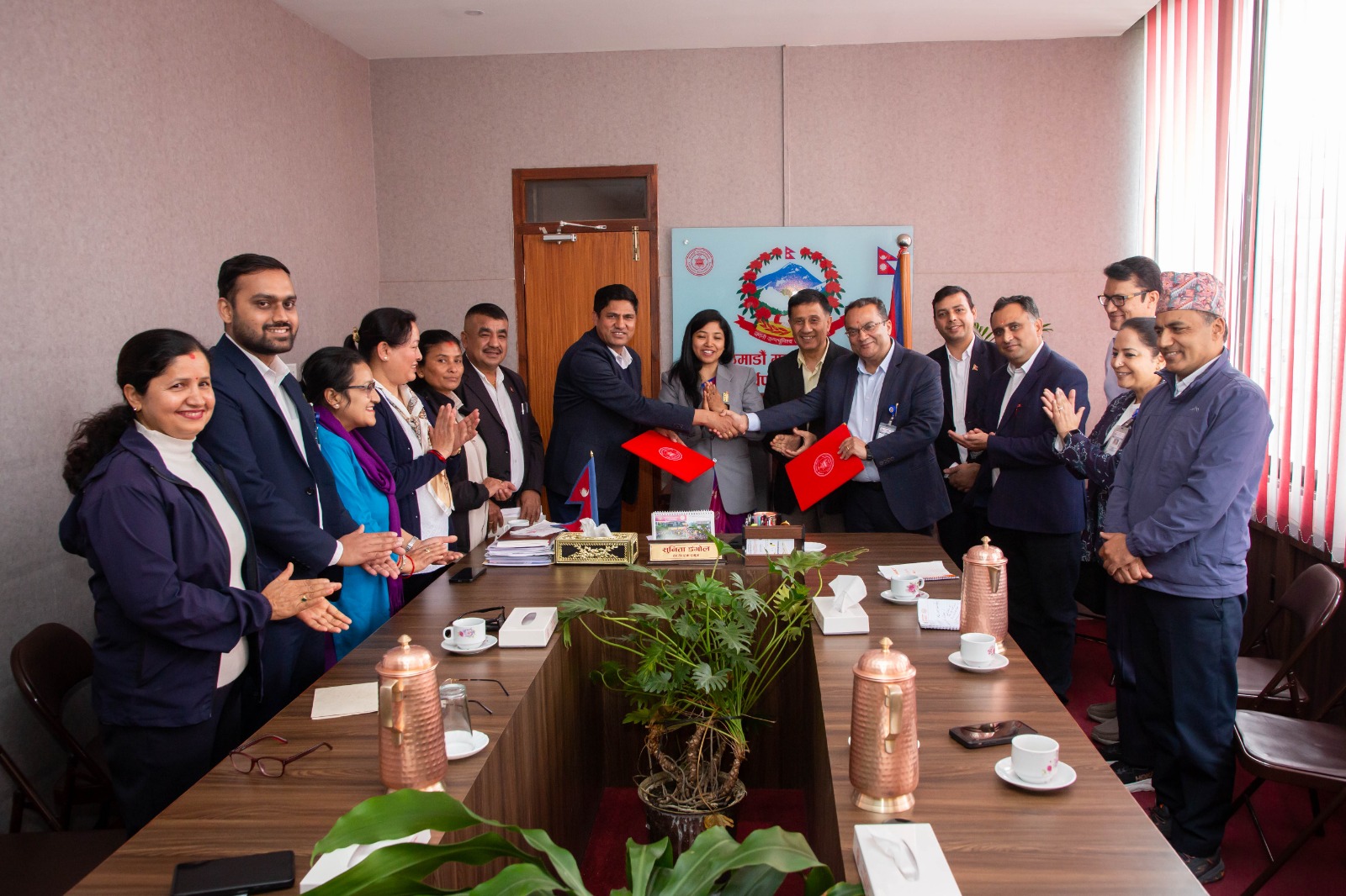 स्तन र पाठेघरको मुखको क्यान्सर निःशुल्क परीक्षण र प्रारम्भिक उपचार गराउन महानगरले गर्यो वीर अस्पतालसँग सम्झौता