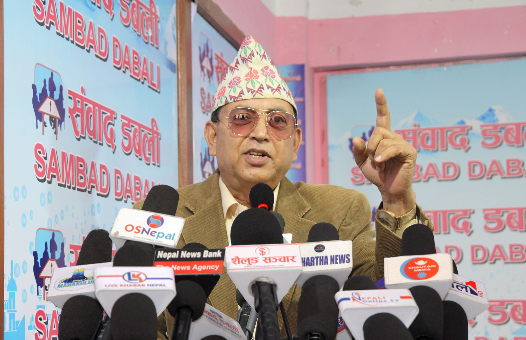 ‘नेता, कर्मचारी र बिचौलियाले आफू अनुकुल ‘खरिद ऐन भ्रष्टाचार मैत्री’ बनाए’ ‘नेता, कर्मचारी र बिचौलियाले आफू अनुकुल ‘खरिद ऐन भ्रष्टाचार मैत्री’ बनाए’