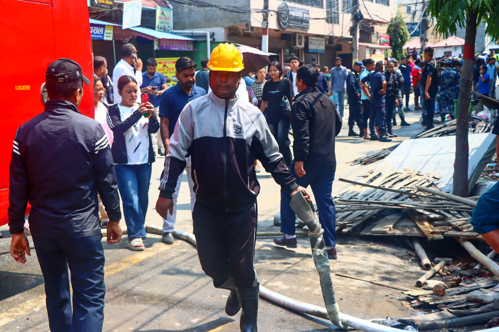 इटहरी आगलागी, ३५ लाख बढी क्षतिको अनुमान