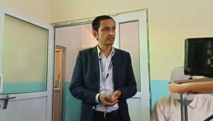 रामेछापमा आयुर्वेदिक उपचारमा बिरामीको आकर्षण बढ्यो रामेछापमा आयुर्वेदिक उपचारमा बिरामीको आकर्षण बढ्यो