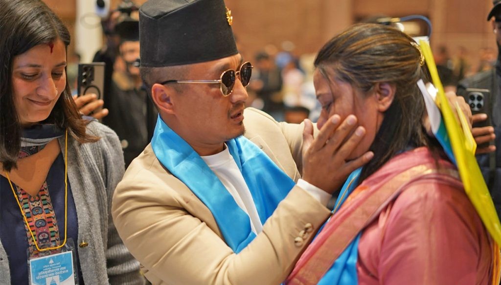 सुधन गुरुङ देखेर भक्कानिइन् जेनजी शहीद रसिककी आमा