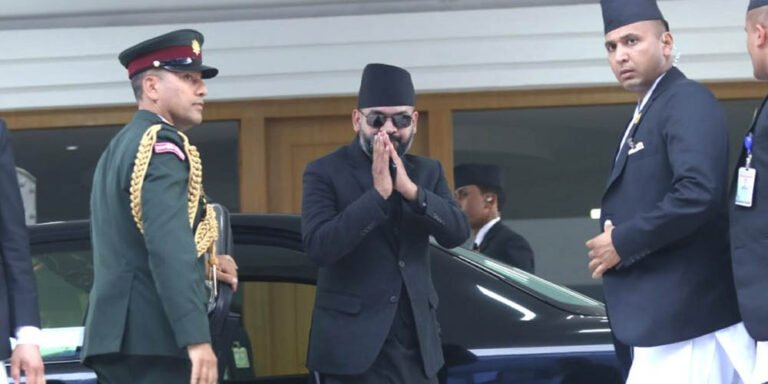 गुरुङको राजीनामापछि बालेनले आफैं सम्हाले गृहमन्त्रालय