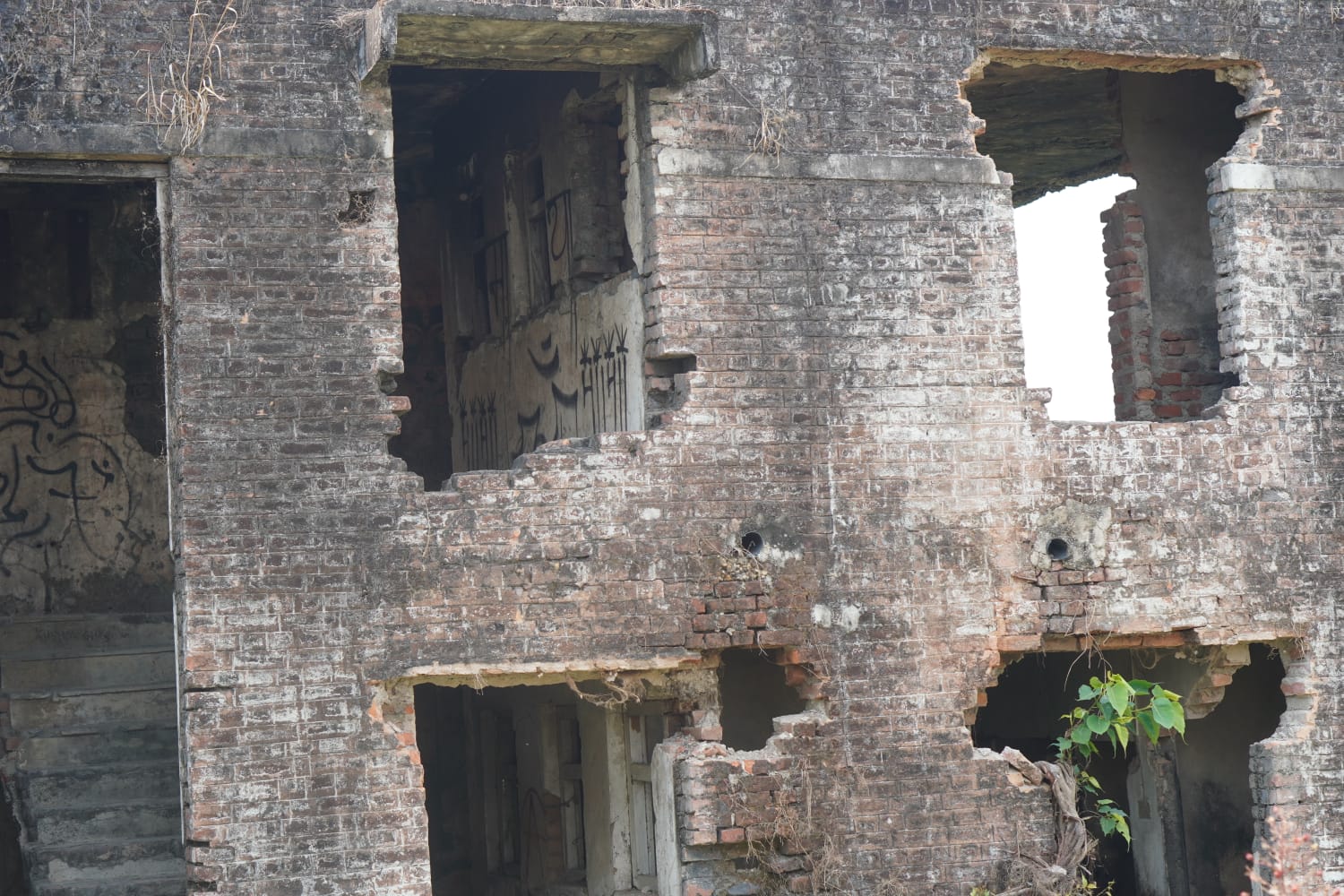 हेटेक्स इंग्लिश बोर्डिङ स्कूलः उद्योगसँगै हराएको एउटा शैक्षिक पहिचान