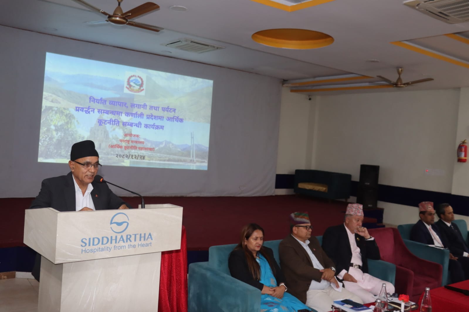 कर्णालीका सम्भावनालाई अन्तर्राष्ट्रिय बजारमा लैजानुपर्छः मुख्यमन्त्री कँडेल