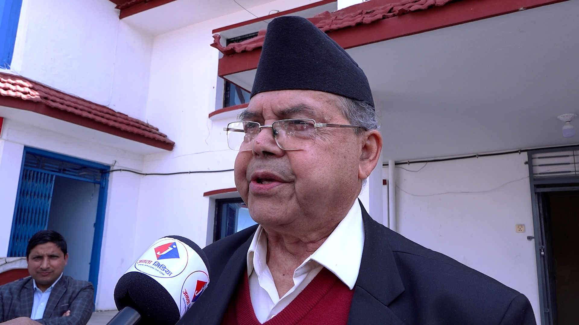 ओली र लेखकको प्रक्राउ सामान्य प्रक्रिया र कानुन विरुद्ध भएको होः वरिष्ठ नेता खनाल ओली र लेखकको प्रक्राउ सामान्य प्रक्रिया र कानुन विरुद्ध भएको होः वरिष्ठ नेता खनाल