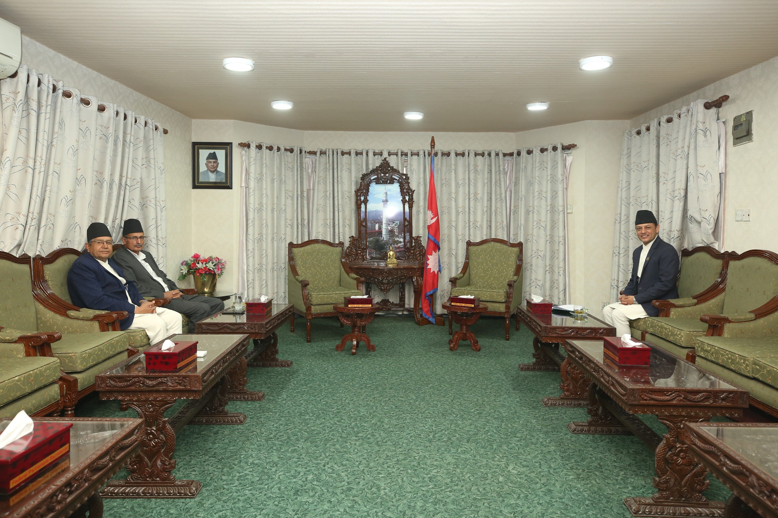 सभामुख अर्यालले गरे पूर्व सभामुख घिमिरे र अग्नि सापकोटासँग भेटवार्ता सभामुख अर्यालले गरे पूर्व सभामुख घिमिरे र अग्नि सापकोटासँग भेटवार्ता