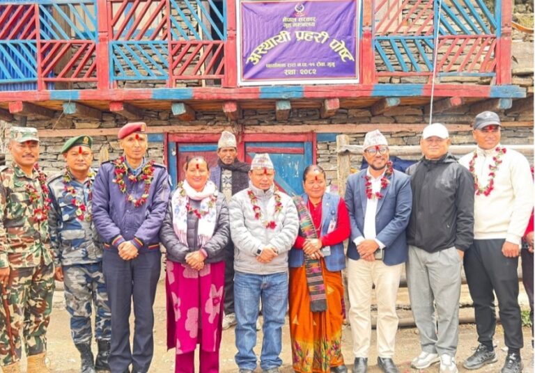 रोवा गाउँमा अस्थायी प्रहरी पोस्ट स्थापना रोवा गाउँमा अस्थायी प्रहरी पोस्ट स्थापना