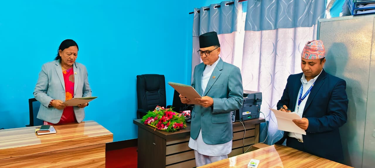 कर्णाली प्रदेशसभा सचिव खड्काद्धारा पदभार ग्रहण