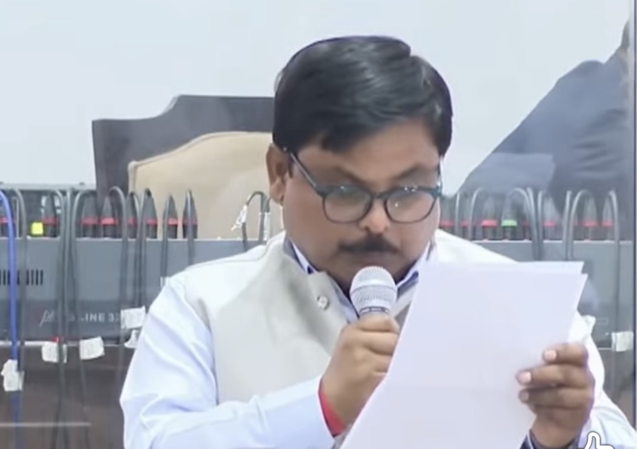 उखु किसानको अनुदान र भुक्तानी रोक्न पाइँदैन, तत्काल भुक्तानी गरः नरेन्द्र साह उखु किसानको अनुदान र भुक्तानी रोक्न पाइँदैन, तत्काल भुक्तानी गरः नरेन्द्र साह