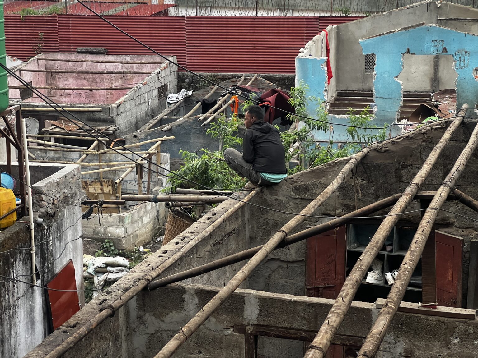 कपनका साततले, पाथीभरा, तेन्जिङ चोकका अतिक्रमित संरचना धमाधम हटाइँदै