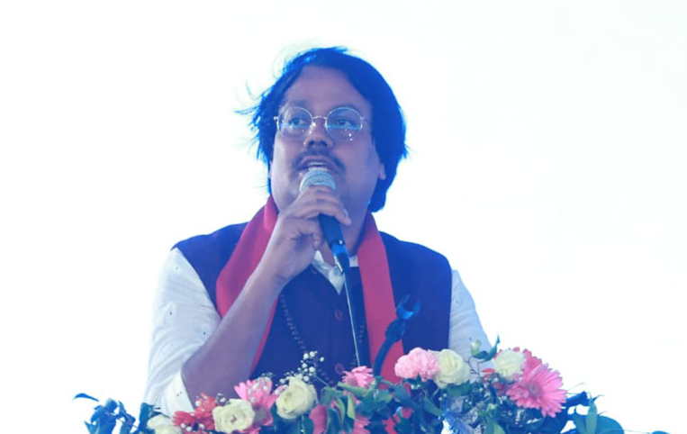 ‘मधेसीको छोरा प्रधानमन्त्री बन्यो, सपना पूरा भयो’ : सिके राउत ‘मधेसीको छोरा प्रधानमन्त्री बन्यो, सपना पूरा भयो’ : सिके राउत