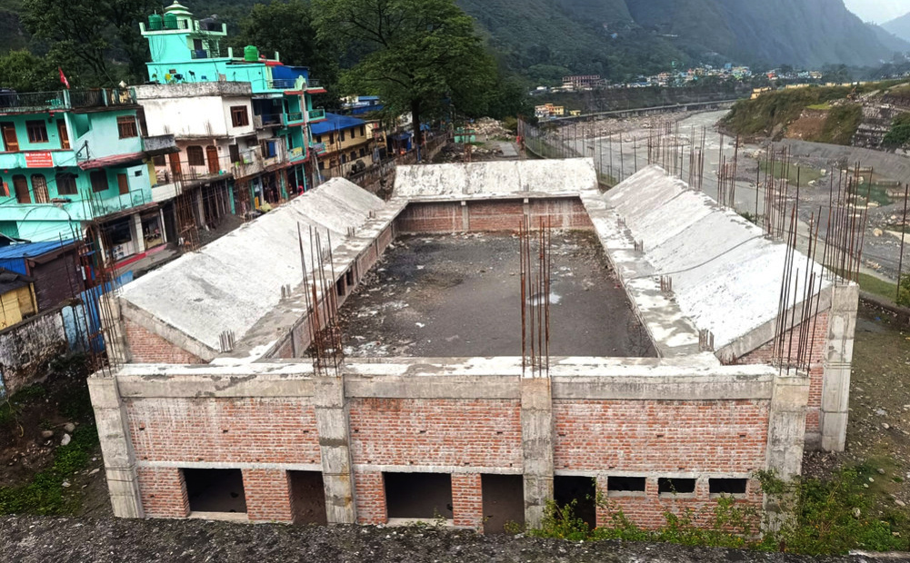 सुदूरपश्चिममा खेल पूर्वाधारमा लुट: आठ वर्षमा दुई अर्ब खर्च, खेतमा प्रतियोगिता