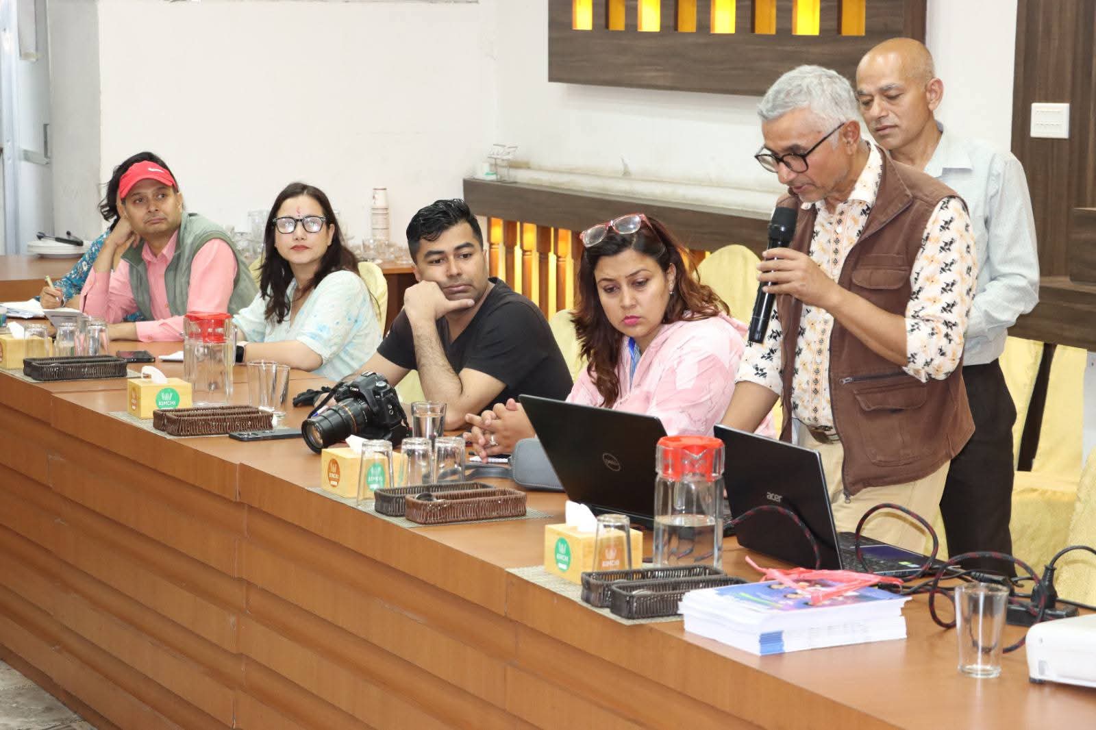 शिक्षा पत्रकारिता केवल घटना प्रधान मात्र नभएर नीतिगत र परिणाममुखी हुनुपर्नेमा राजेन्द्र दाहालको जोड शिक्षा पत्रकारिता केवल घटना प्रधान मात्र नभएर नीतिगत र परिणाममुखी हुनुपर्नेमा राजेन्द्र दाहालको जोड