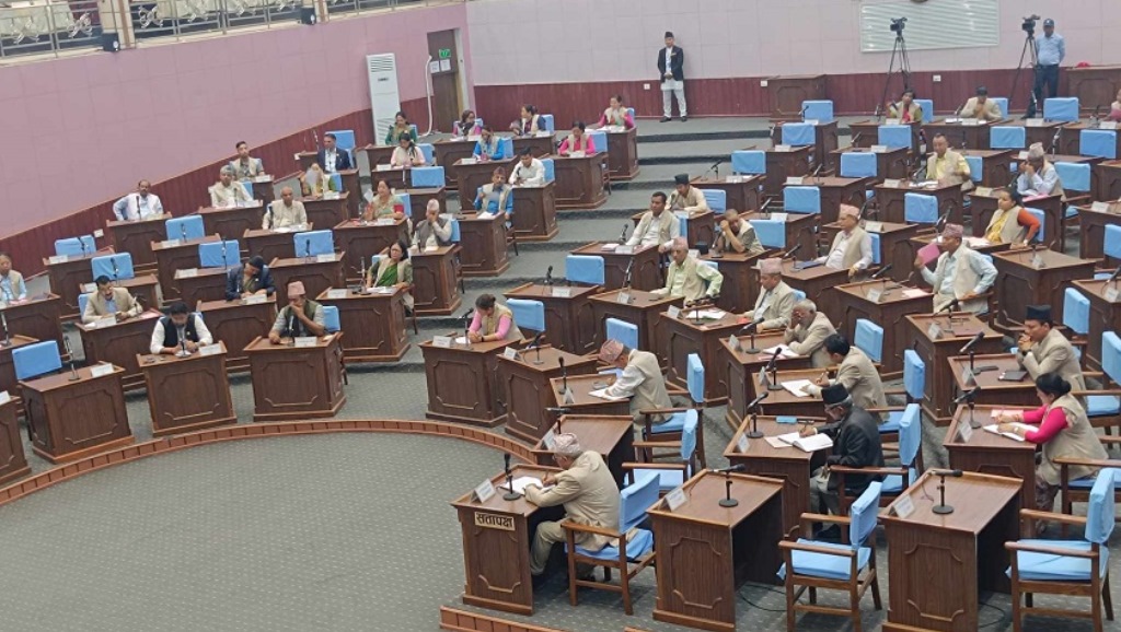 मुख्यमन्त्री आचार्यको प्रतिबद्धतापछि प्रदेशसभा बैठक सुरु