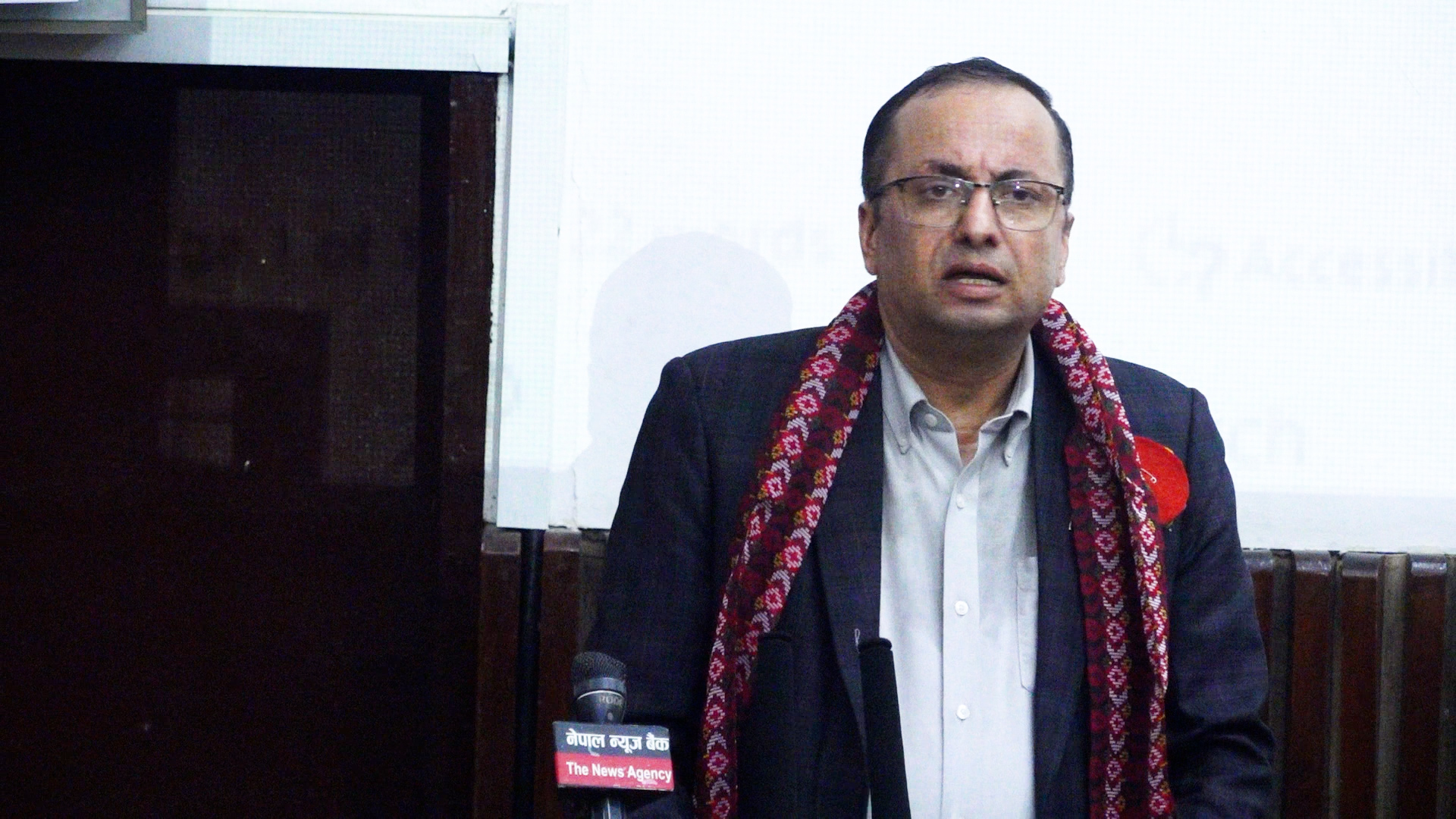 घरेलु तथा साना उद्योग अर्थतन्त्रका आधारस्तम्भ हुन्: सचिव निरौला घरेलु तथा साना उद्योग अर्थतन्त्रका आधारस्तम्भ हुन्: सचिव निरौला