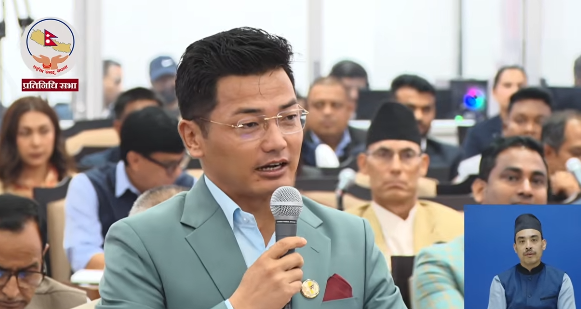 बहुमतले संविधान उल्लंघन गर्ने लाइसेन्स दिँदैन: सांसद राई बहुमतले संविधान उल्लंघन गर्ने लाइसेन्स दिँदैन: सांसद राई