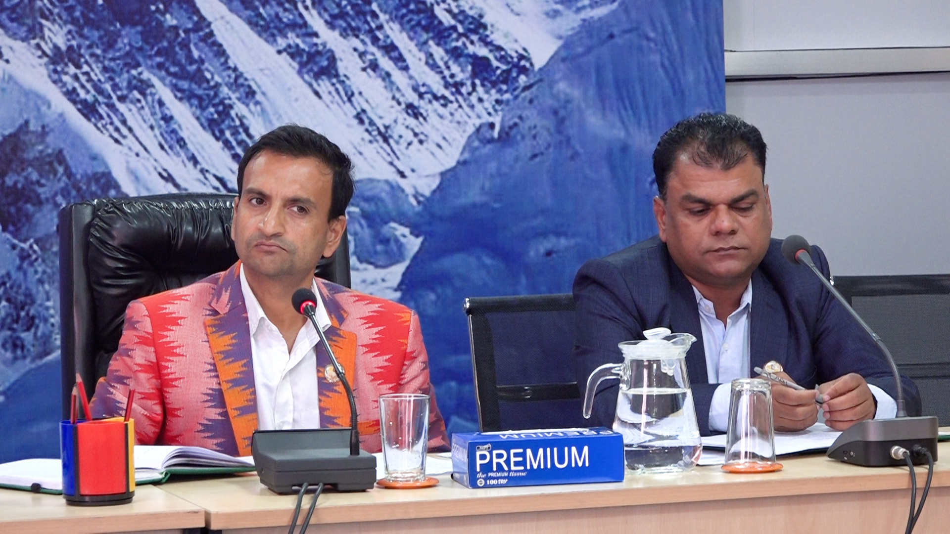 अधुरा खानेपानी योजनाले जनता दशकौँदेखि समस्यामा, बजेट एकमुष्ट व्यवस्था गर्न उदयकुमार भण्डारीको आग्रह अधुरा खानेपानी योजनाले जनता दशकौँदेखि समस्यामा, बजेट एकमुष्ट व्यवस्था गर्न उदयकुमार भण्डारीको आग्रह