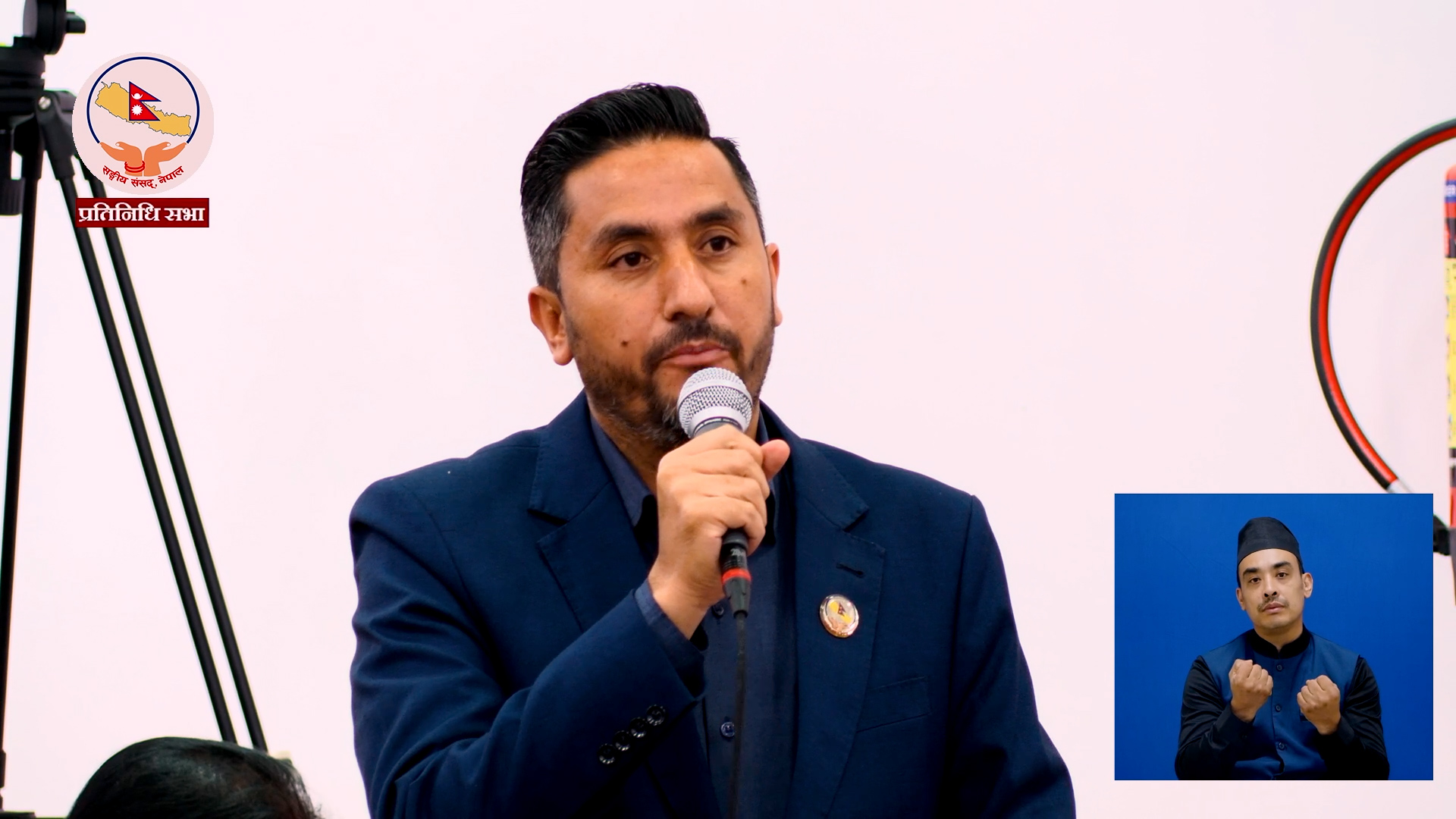 गणेश नेपालीको आत्मदाह घटनामा छानबिन गर्न रास्वपा सांसद खरेलको माग गणेश नेपालीको आत्मदाह घटनामा छानबिन गर्न रास्वपा सांसद खरेलको माग