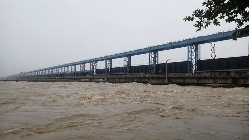 सप्तकोशीमा पानीको बहाव बढ्दै, ब्यारेज आसपास उच्च सतर्कता अपनाउन आग्रह