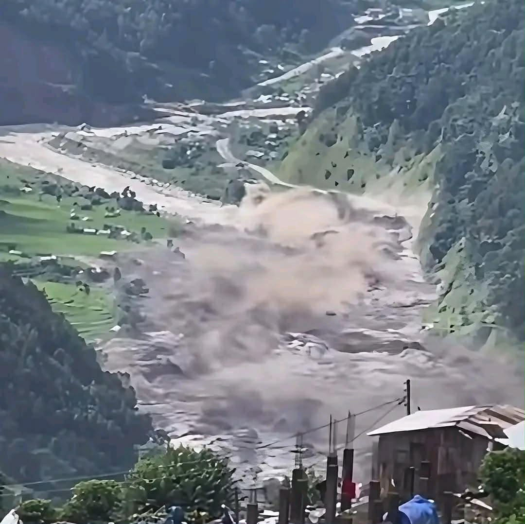 भोटेकोशी नदीमा बाढीको जोखिम, तल्लो तटीय क्षेत्रमा सतर्क रहन आग्रह भोटेकोशी नदीमा बाढीको जोखिम, तल्लो तटीय क्षेत्रमा सतर्क रहन आग्रह