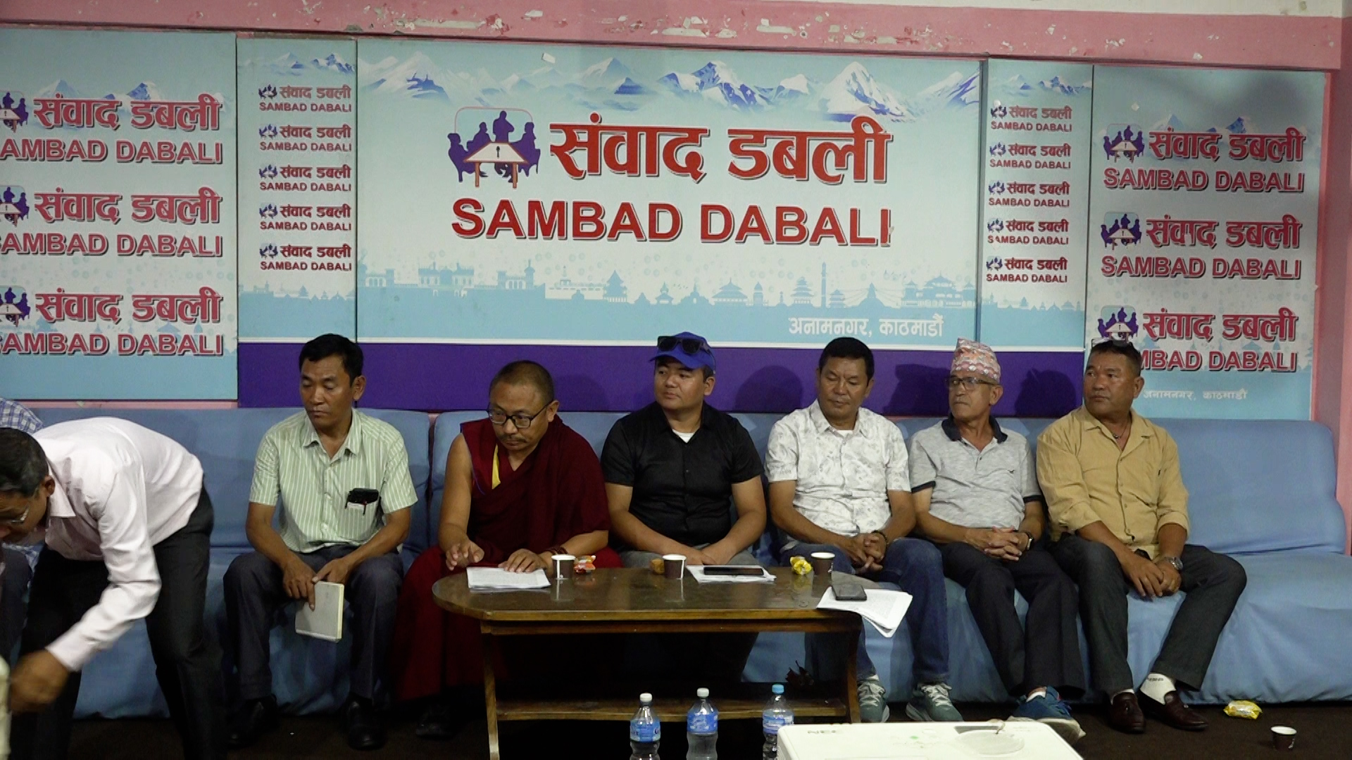 भोटखोलाको वरुण र छुजुङ नदीमा जलविद्युत परियोजना रोक्न स्थानीयवासीको माग भोटखोलाको वरुण र छुजुङ नदीमा जलविद्युत परियोजना रोक्न स्थानीयवासीको माग