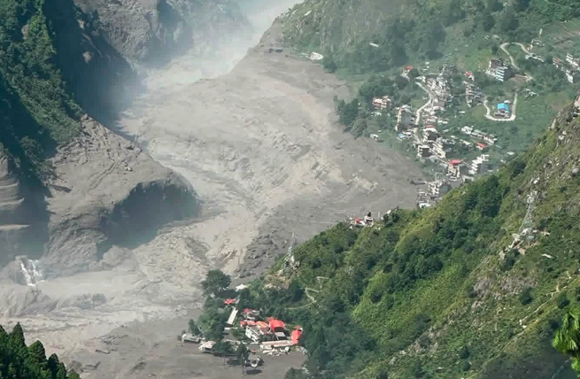अपडेट: बाढीका कारण मुग्लिङ–नारायणगढ सडकखण्ड पूर्ण रूपमा बन्द अपडेट: बाढीका कारण मुग्लिङ–नारायणगढ सडकखण्ड पूर्ण रूपमा बन्द