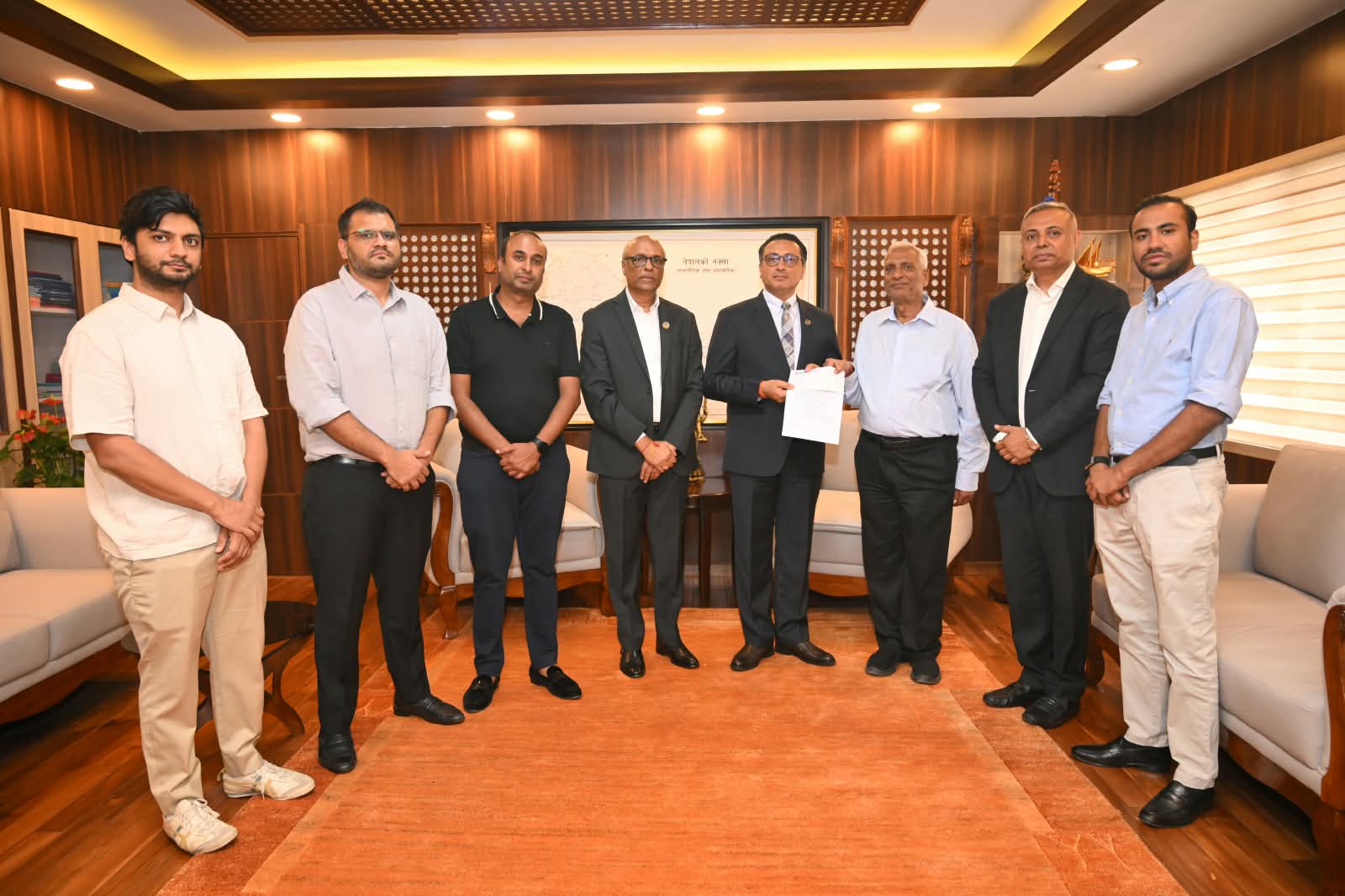 विपद् पीडितका लागि केडिया समूहको १ करोड सहयोग विपद् पीडितका लागि केडिया समूहको १ करोड सहयोग