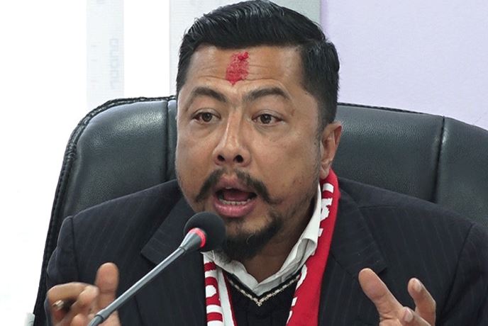 टनेलमा फसेकाहरुको पीडित परिवारलाई ऊर्जामन्त्री श्रेष्ठले भने– सरकार तपाइहरुसँगै छ टनेलमा फसेकाहरुको पीडित परिवारलाई ऊर्जामन्त्री श्रेष्ठले भने– सरकार तपाइहरुसँगै छ