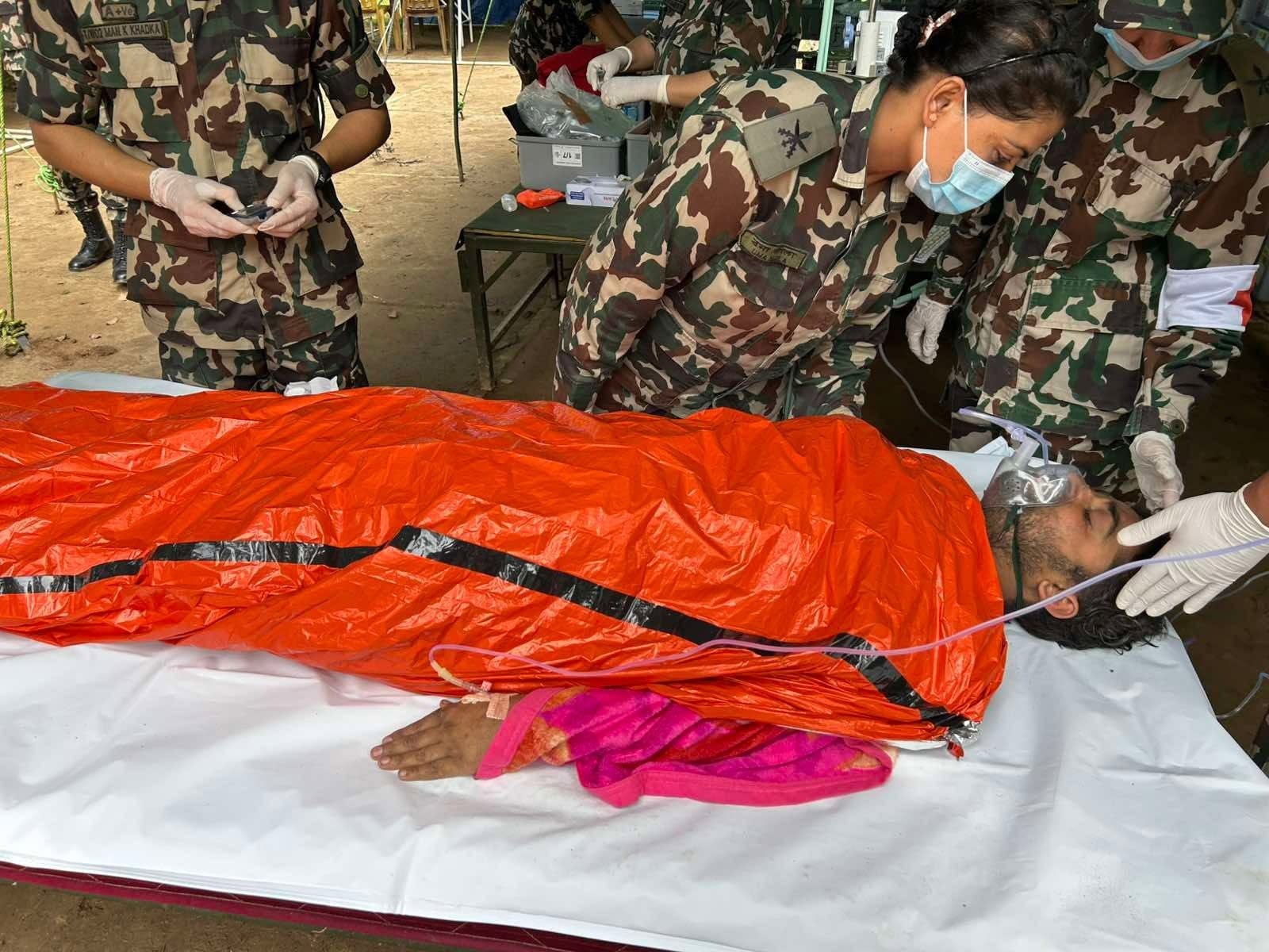जीवितै उद्धार गरिएकामध्ये महर्जनको अवस्था जटिल, साहको अवस्था सामान्य जीवितै उद्धार गरिएकामध्ये महर्जनको अवस्था जटिल, साहको अवस्था सामान्य